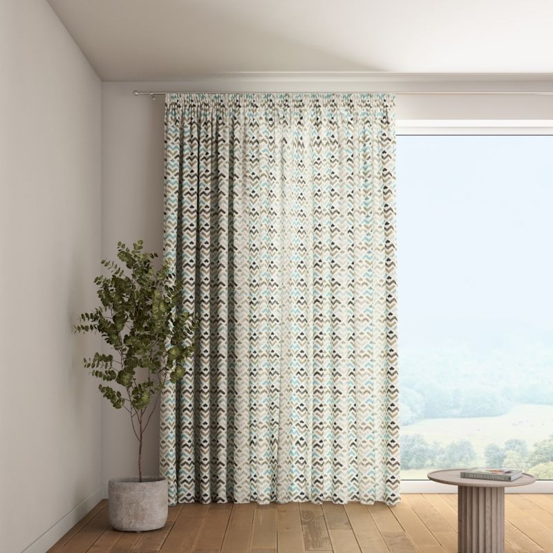 Zasłona na taśmie marszczącej Dekoria 130x260 cm Modern wzór geometryczny odcienie pastelowego błękitu i beżu na jasnym tle 1 szt.