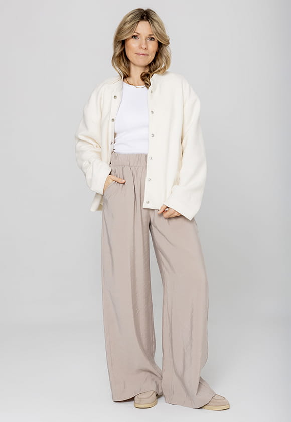 Weite DAMENHOSE LIAM – kürzer – sandfarben