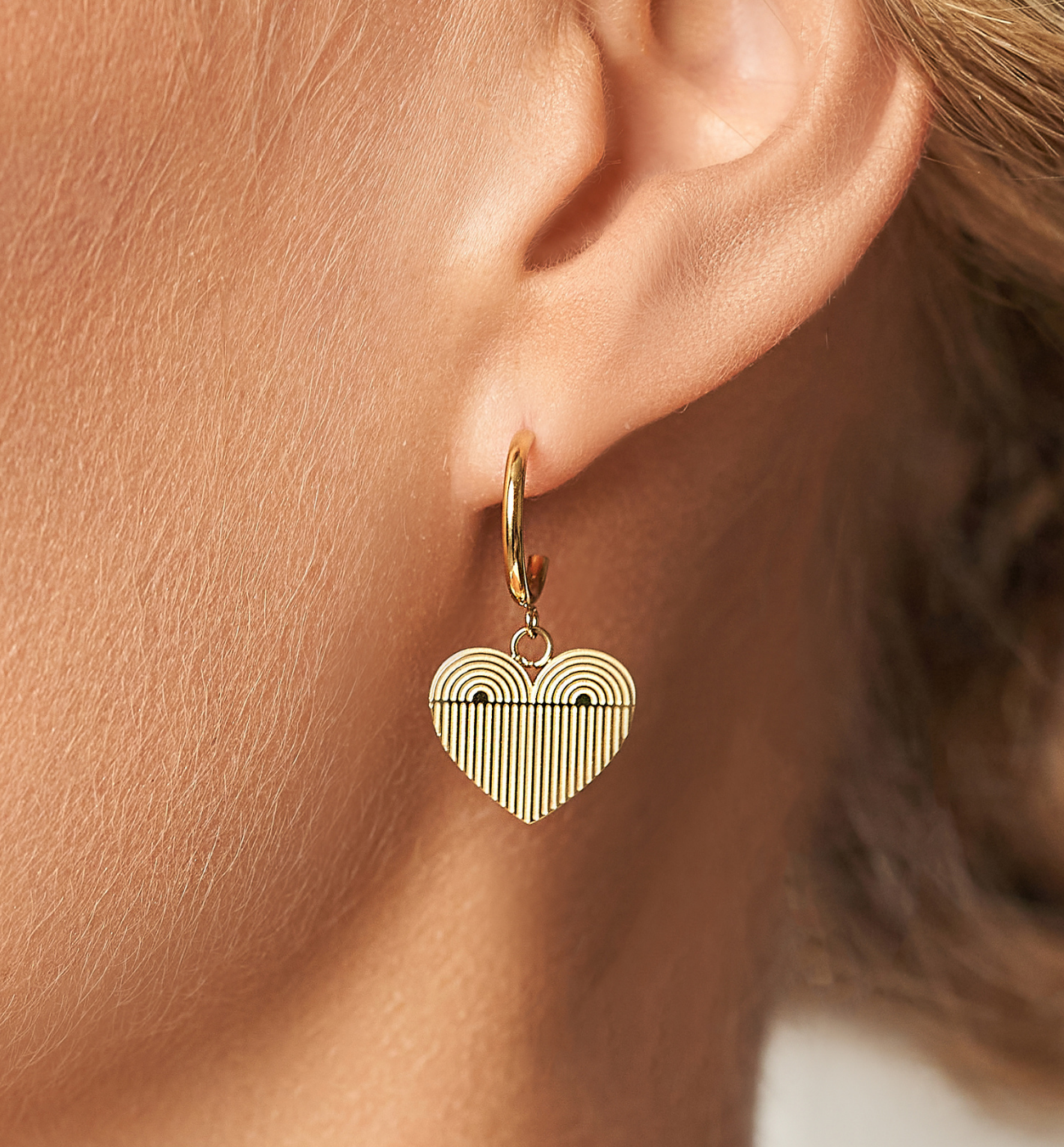 Kolczyki złote z sercami Boho Heart - By Dziubeka
