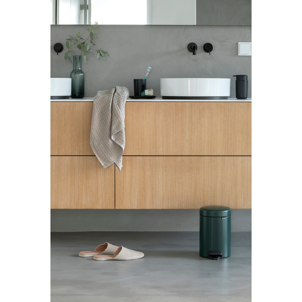 Brabantia NewIcon kosz na śmieci 3 l pedałowy zielony 304002