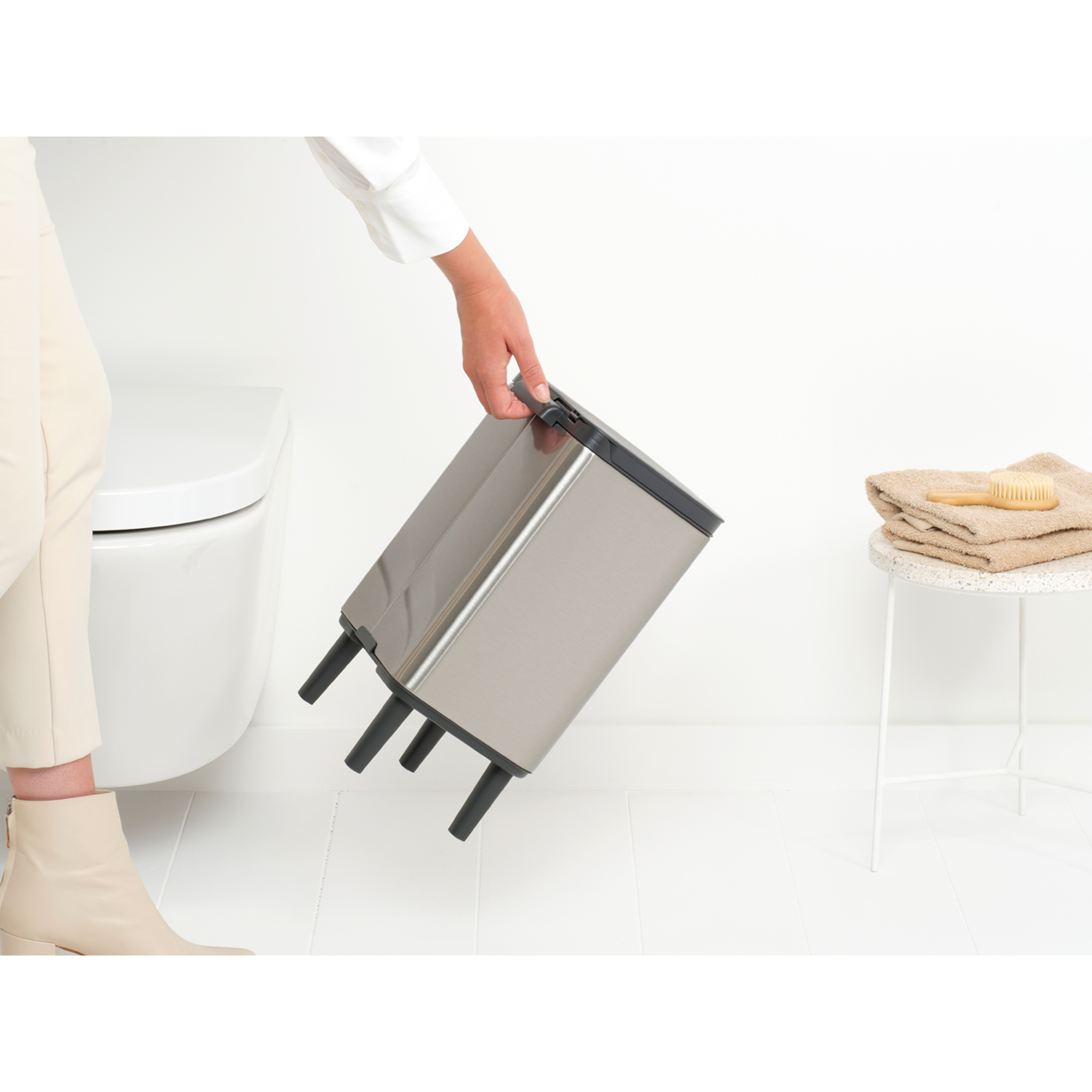 Brabantia Bo kosz na śmieci 7 l stal mat 227189