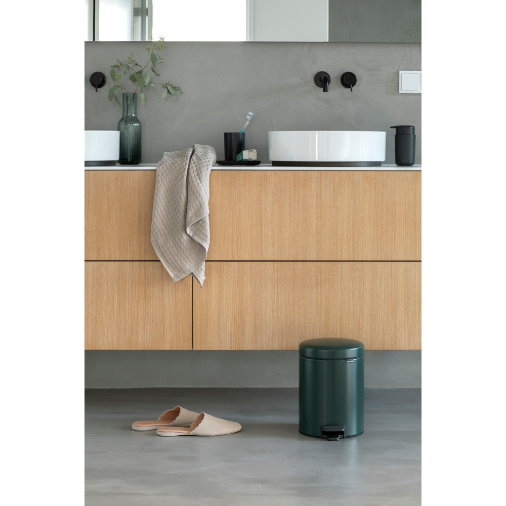 Brabantia NewIcon kosz na śmieci 5 l pedałowy zielony 304026