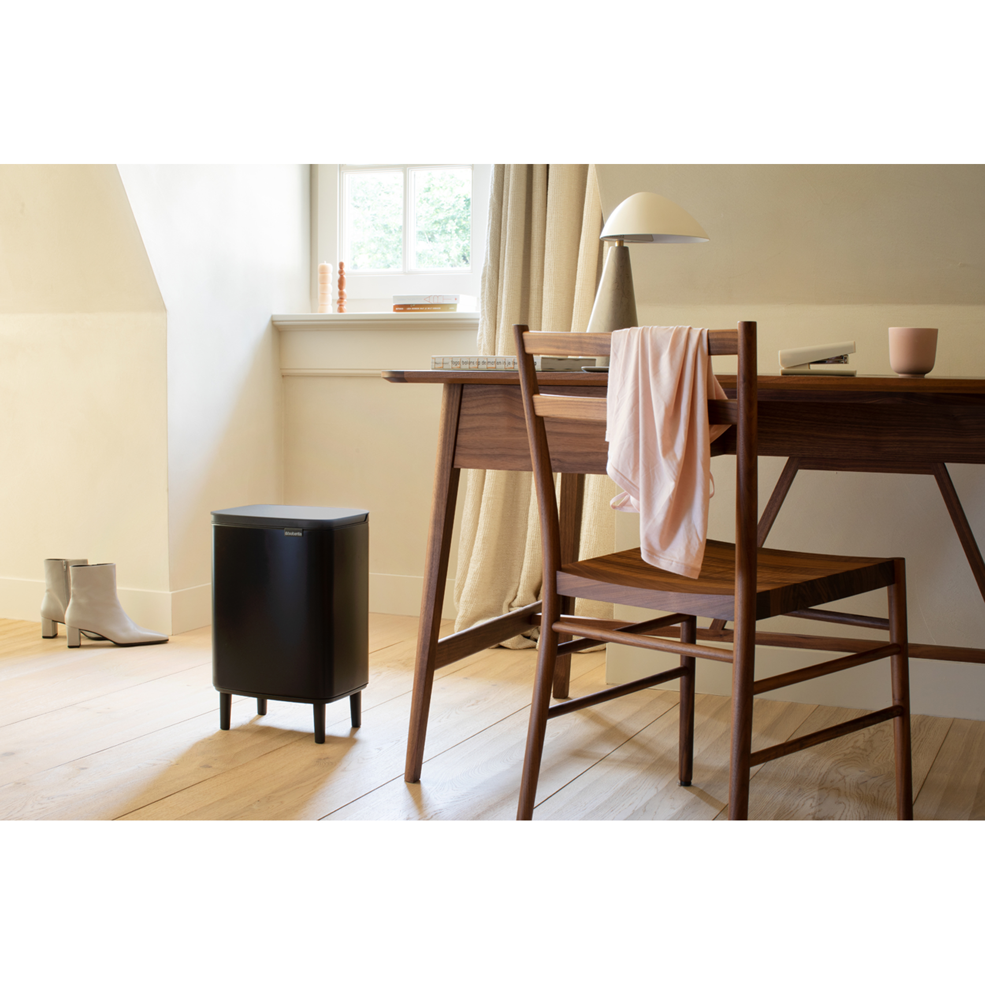 Brabantia Bo kosz na śmieci 12 l czarny mat 227226 - Wysyłka w 24h