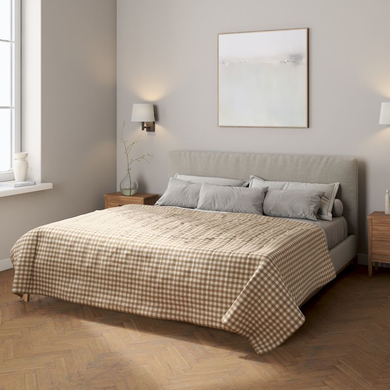 Narzuta pikowana w pasy Dekoria 260 x 210 cm beżowo-biała kratka (1,5x1,5cm) 1 szt.