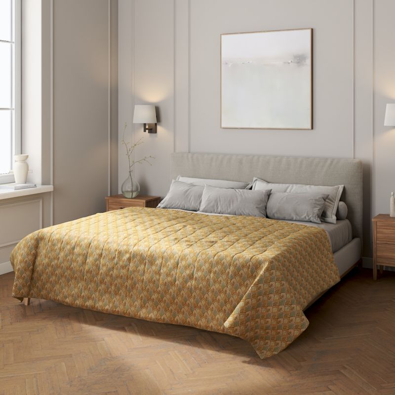Narzuta pikowana w pasy Dekoria 260 x 210 cm beżowo-zielony motyw roślinny 1 szt.