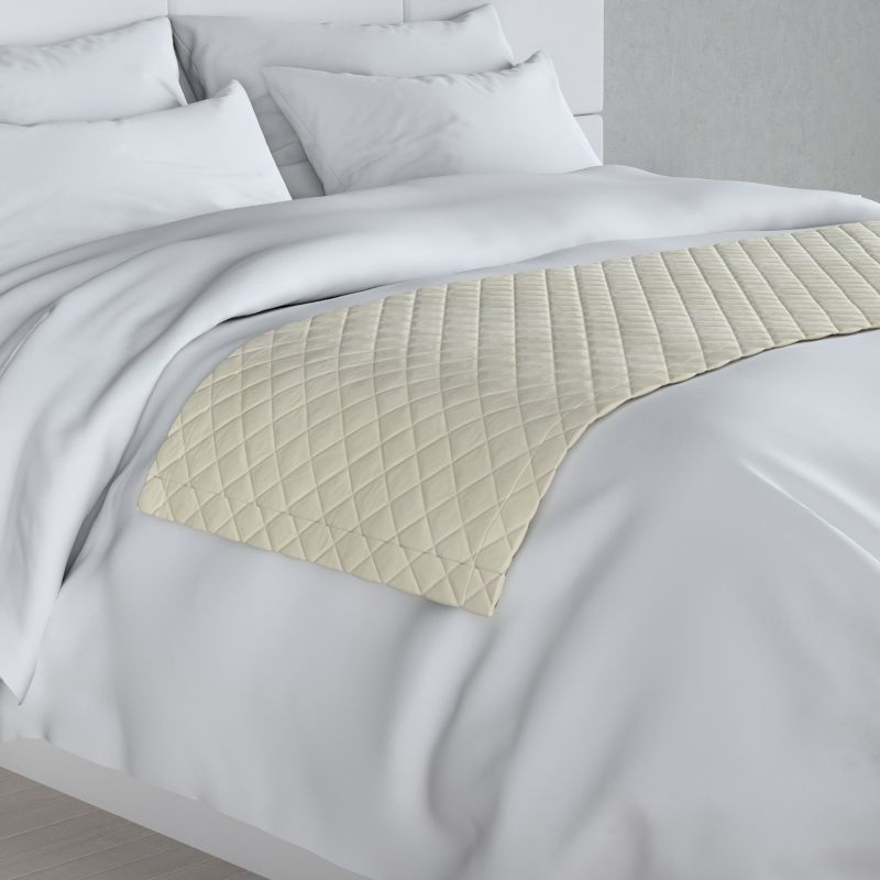 Narzuta hotelowa bieżnik Velvet 60x200cm Dekoria 200x60cm śmietankowa biel 1 szt.