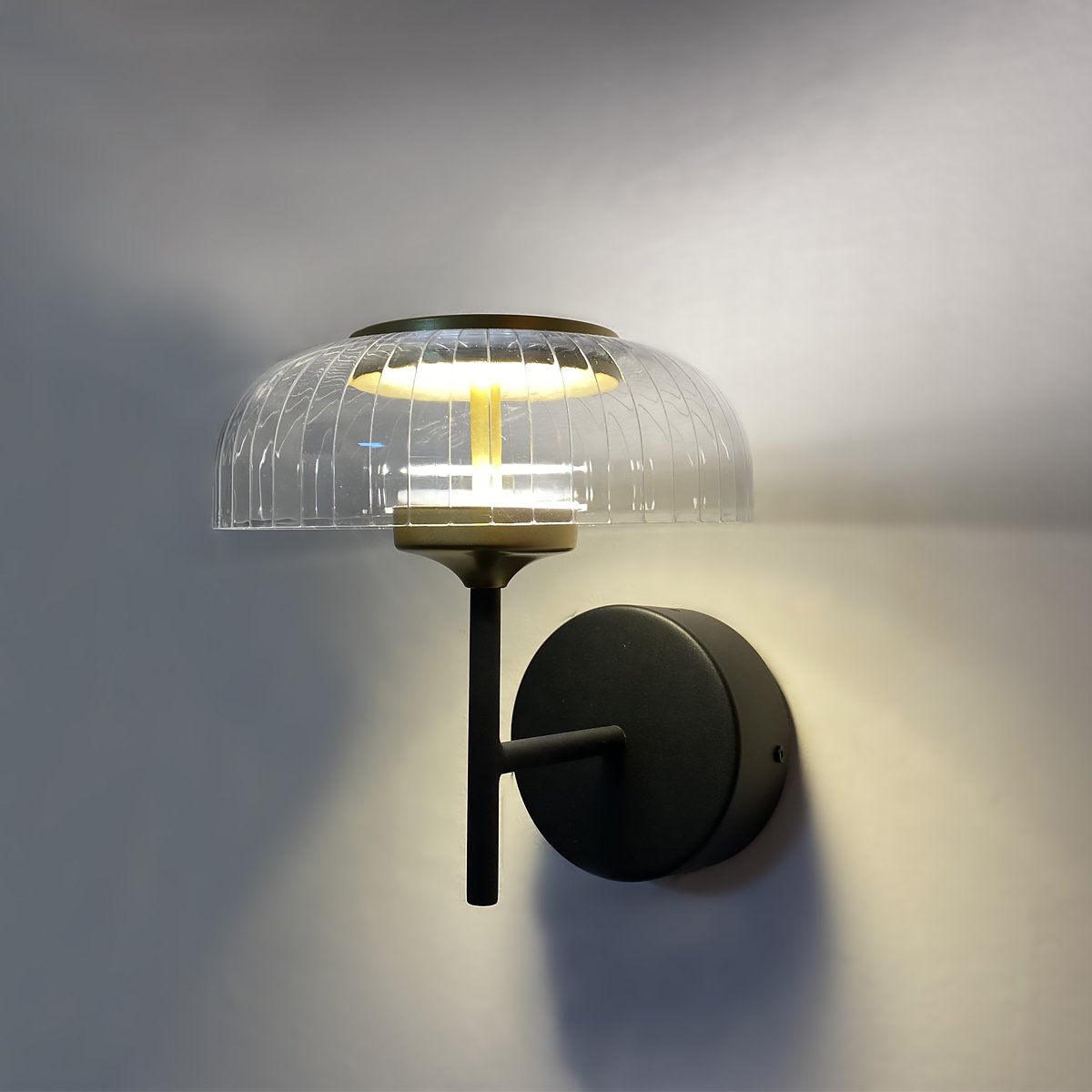 Altavola Design Vitrum kinkiet 1x7,2W czarny mat/satynowe złoto/przezroczysty LA104/W