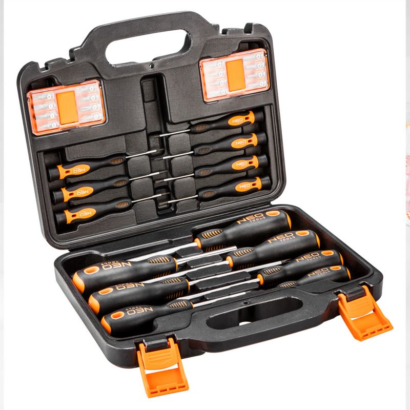 Wkrętaki i końcówki wkrętakowe NEO TOOLS zestaw 30 szt. 1 kpl
