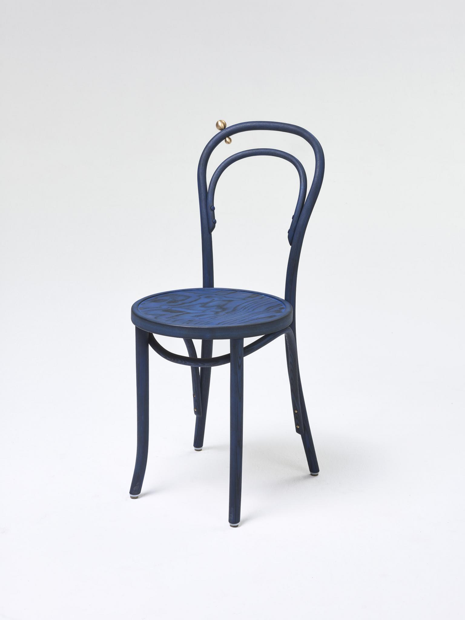 FUOCO krzesło drewniane jesionowe Paged ( A-1880 ) (Kolor: 779 Blu)