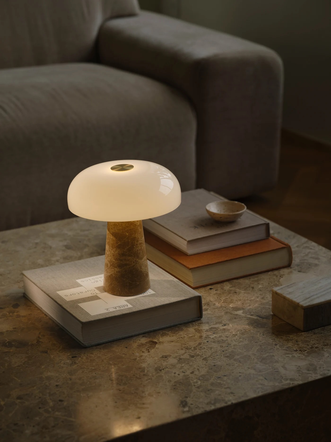 Nordlux Glossy Mini lampa stołowa 1x15 W beżowa 2520015009