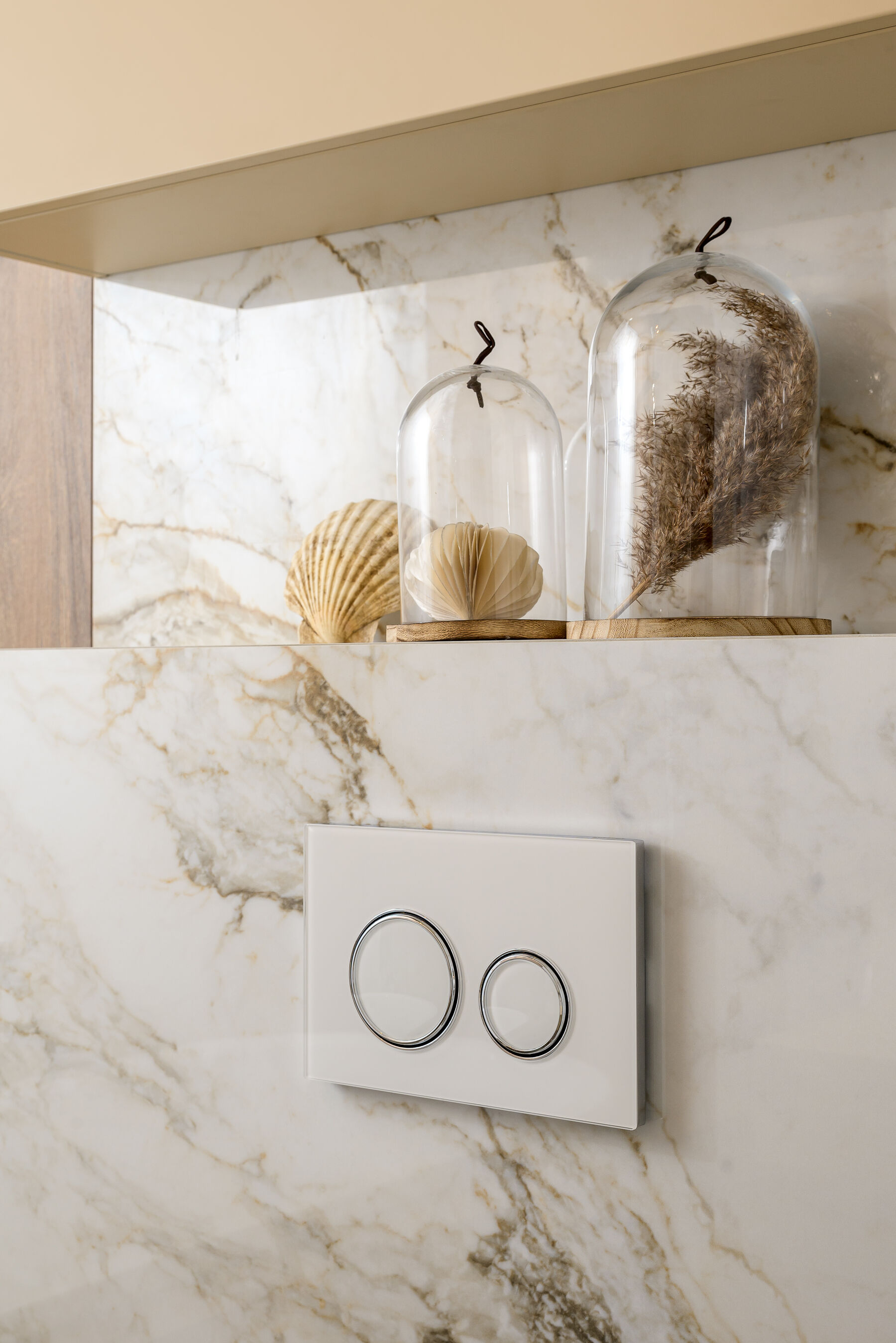 Geberit Sigma50 przycisk spłukujący do WC chrom błyszczący-biały 115.884.SI.1