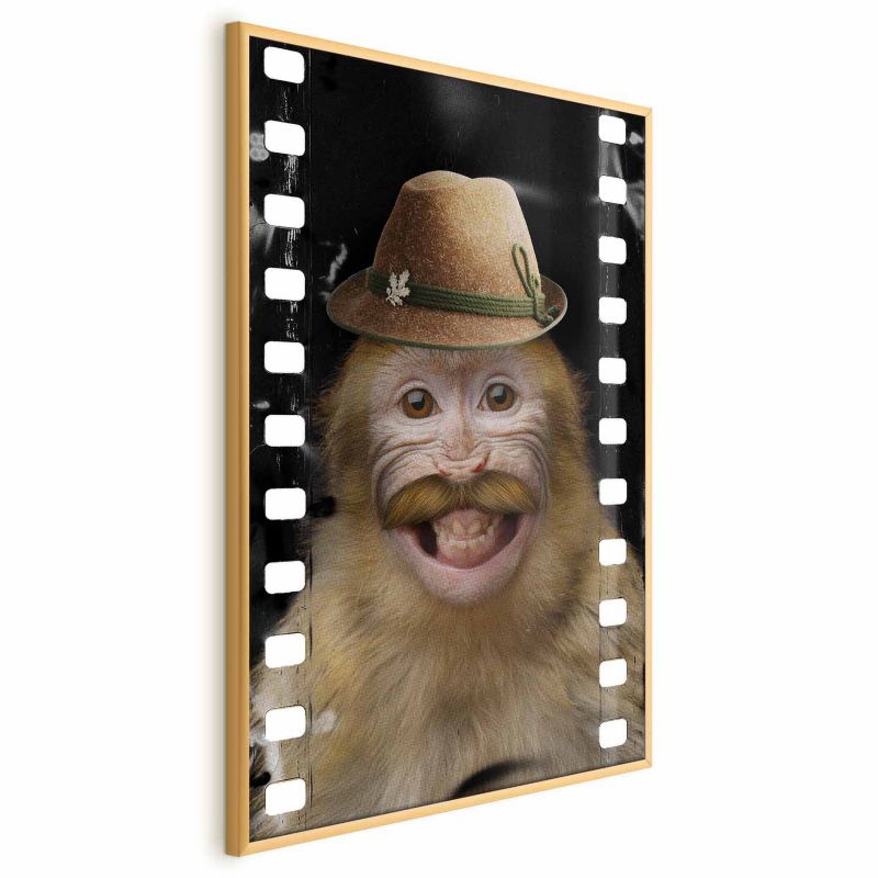 Plakat Artgeist Małpa w kapeluszu 21x30 cm z ramą złotą 1 szt
