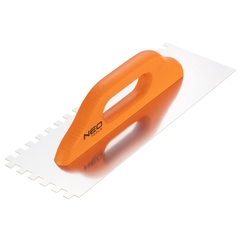 Paca z zębami NEO TOOLS 380 x 128 mm, ząb 10 x 10 x 10 mm, uchwyt drewniany 1 szt.