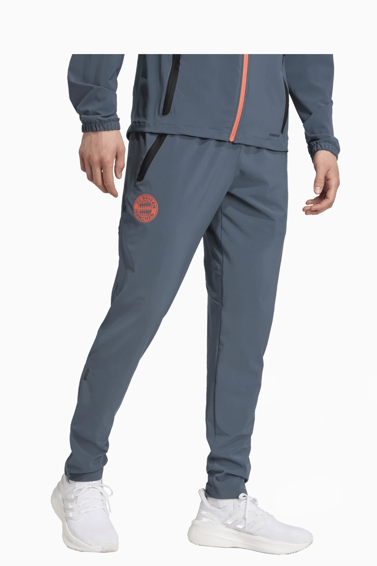 Spodnie adidas FC Bayern 25/26 Vis Tech Travel - Szary