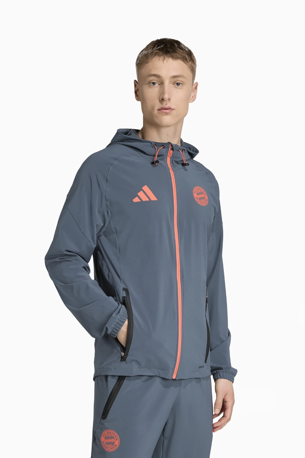 Kurtka adidas FC Bayern 25/26 Vis Tech Travel - Szary