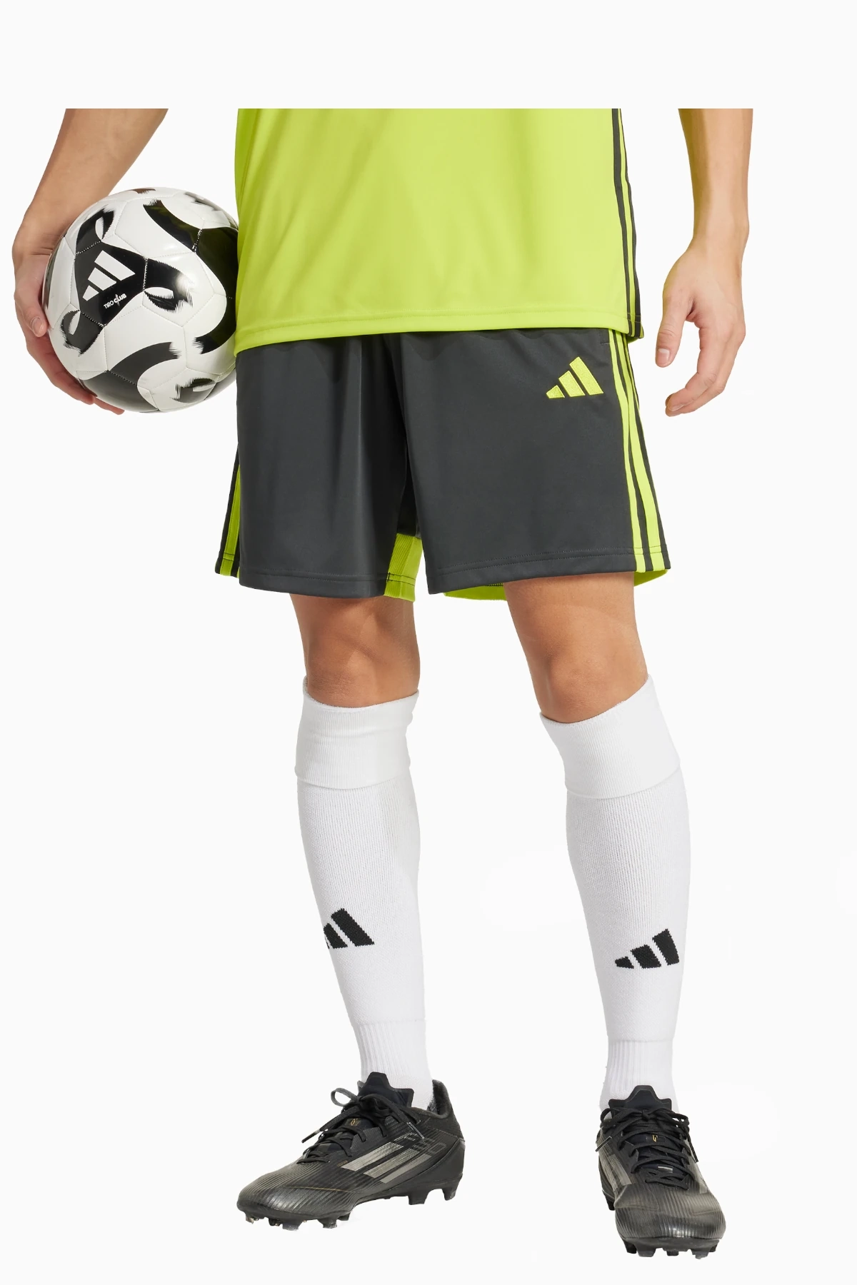Spodenki adidas Tiro 25 Essentials - Czarny
