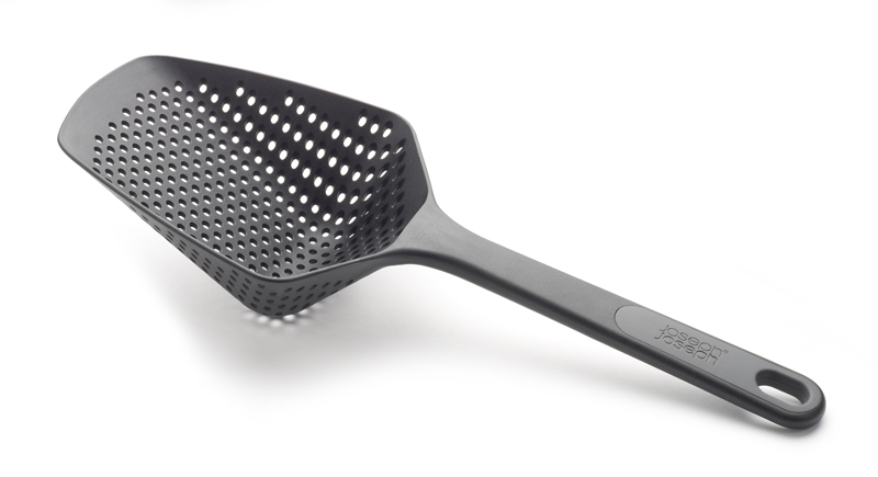 Darmowa Dostawa - Łyżka cedzakowa 34x13x5.5 cm czarny Joseph Joseph Scoop 10066