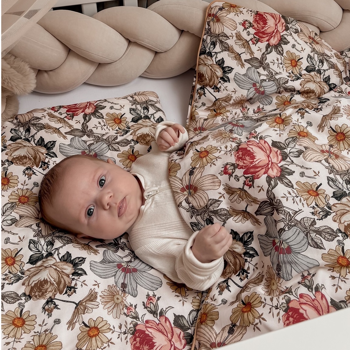 Komplet pościeli Retro Flowers z lamówką IF - 100x135 + poduszka 40x60 - Nie