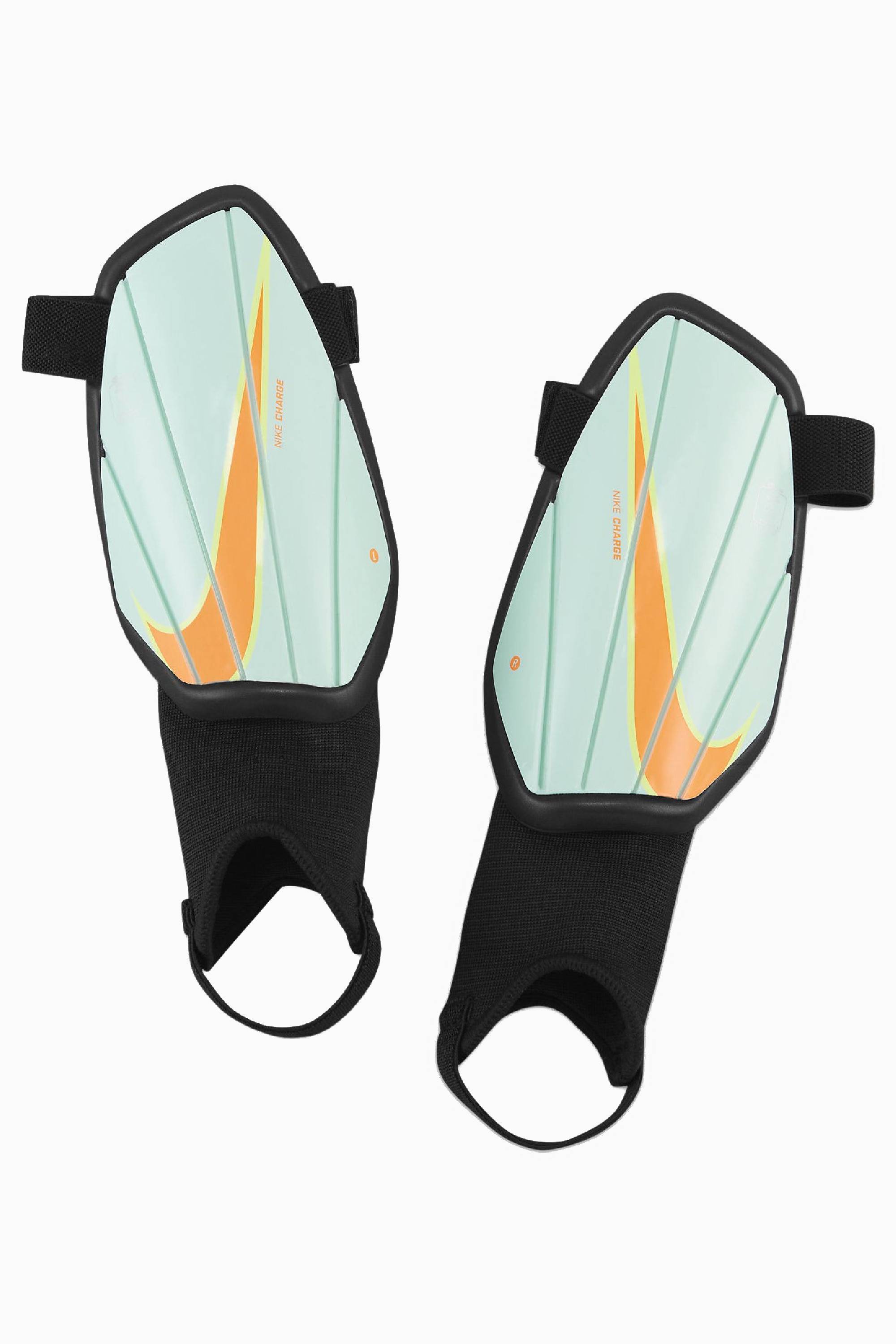 Ochraniacze Nike Charge Junior - Błękitny