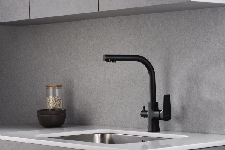 Blue Water Tivoli bateria kuchenna stojąca z podłączeniem wody filtrowanej czarny mat