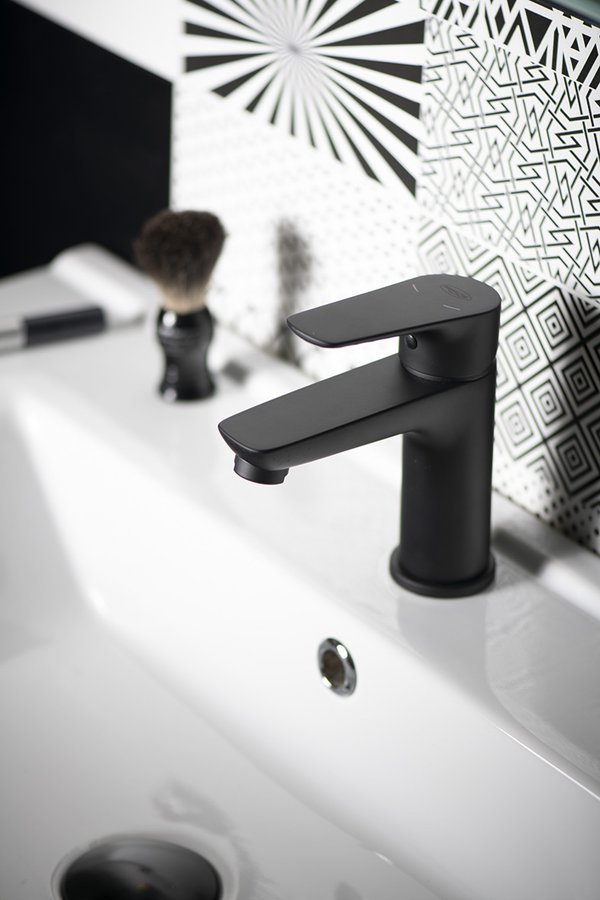 Aqualine Lotta bateria umywalkowa stojąca czarny mat LT602B