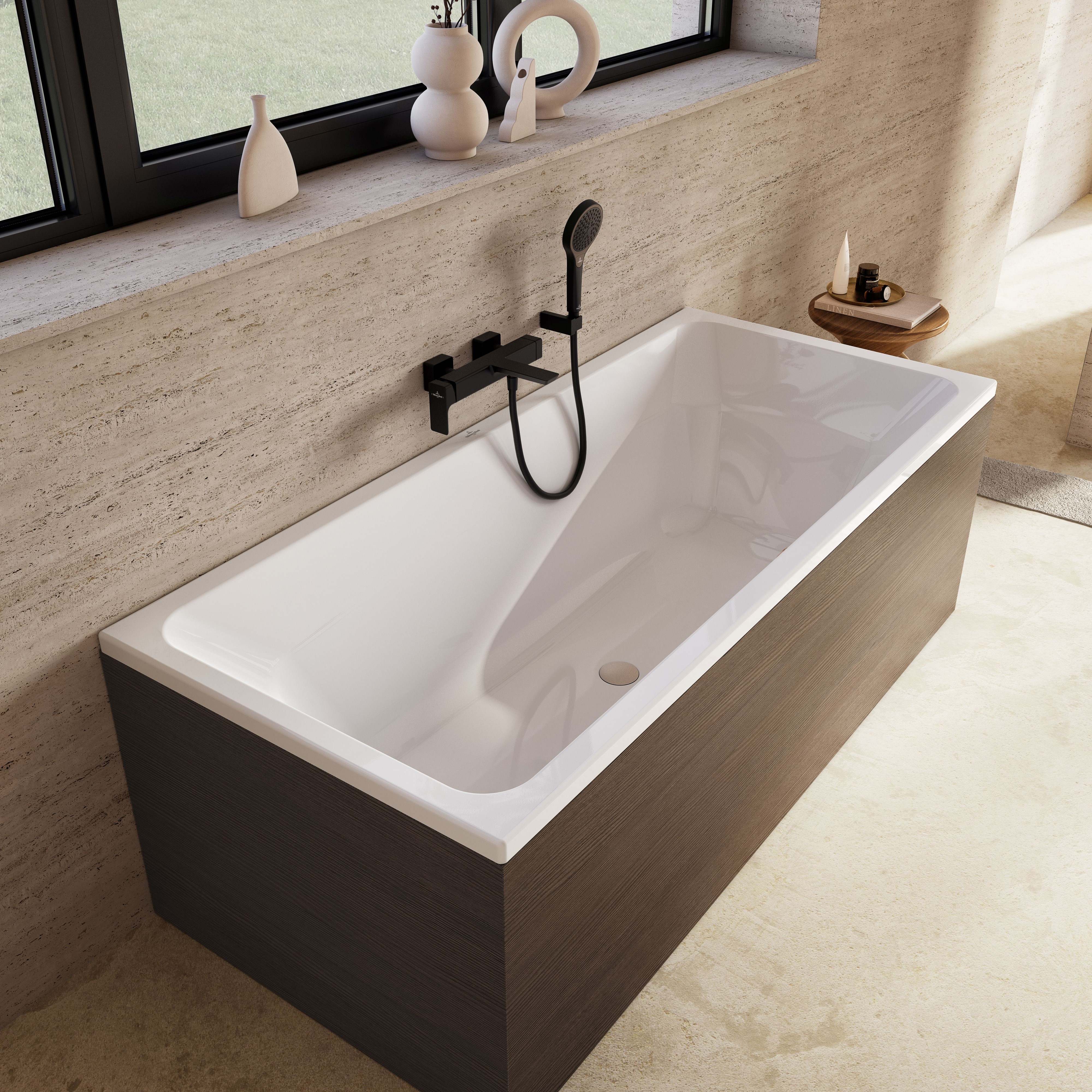 Villeroy & Boch Subway 3.0 bateria wannowo-prysznicowa ścienna czarny mat TVT112002000K5