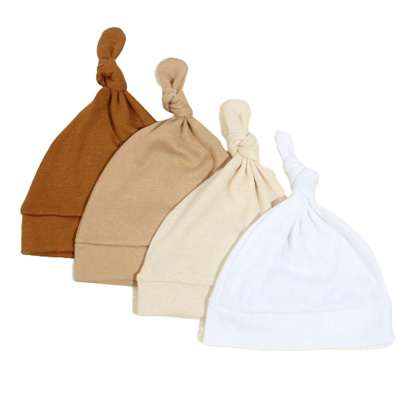 Komplet 4-częściowy dla noworodka czapeczki beż NS