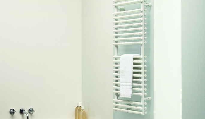 Purmo Apia grzejnik łazienkowy 113,4x60 cm podłączenie dolne biały F3VE011006000000