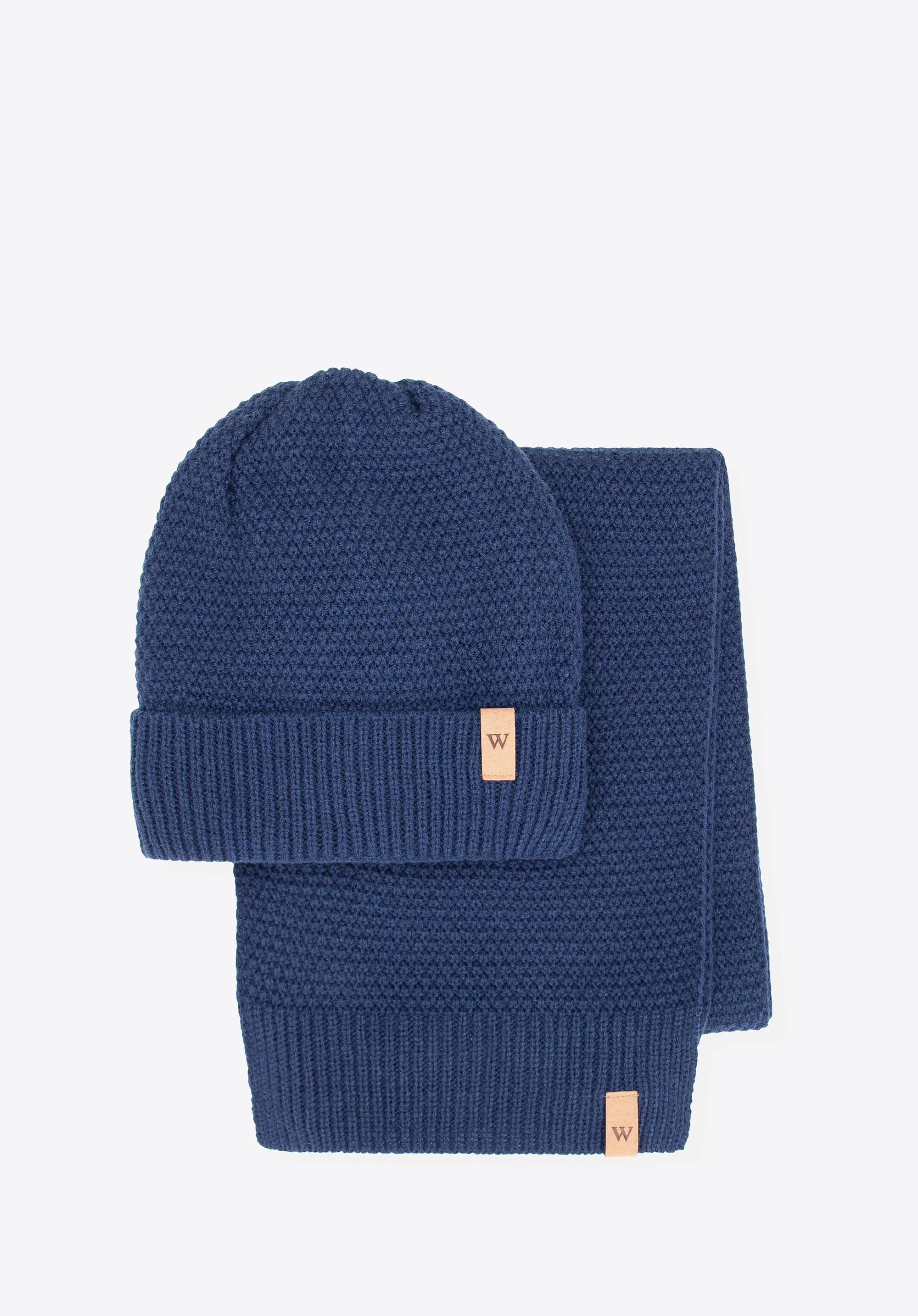Zestaw zimowy: czapka i szalik o grubym splocie granatowy