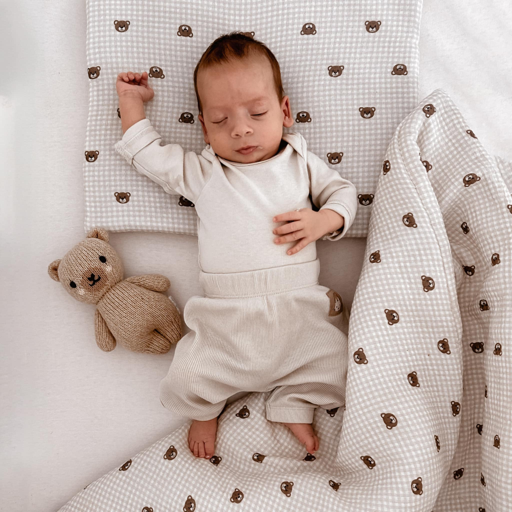 Pościel muślinowa z wypełnieniem Misie i Krateczka - 100x75 + 30x40