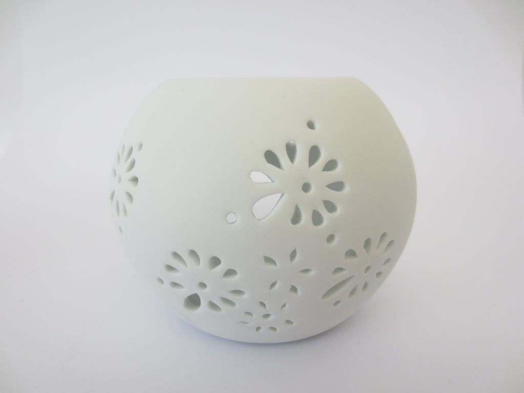 Podgrzewacz do olejków - kominek ceramika - wzór kula kwiaty (biały mat)
