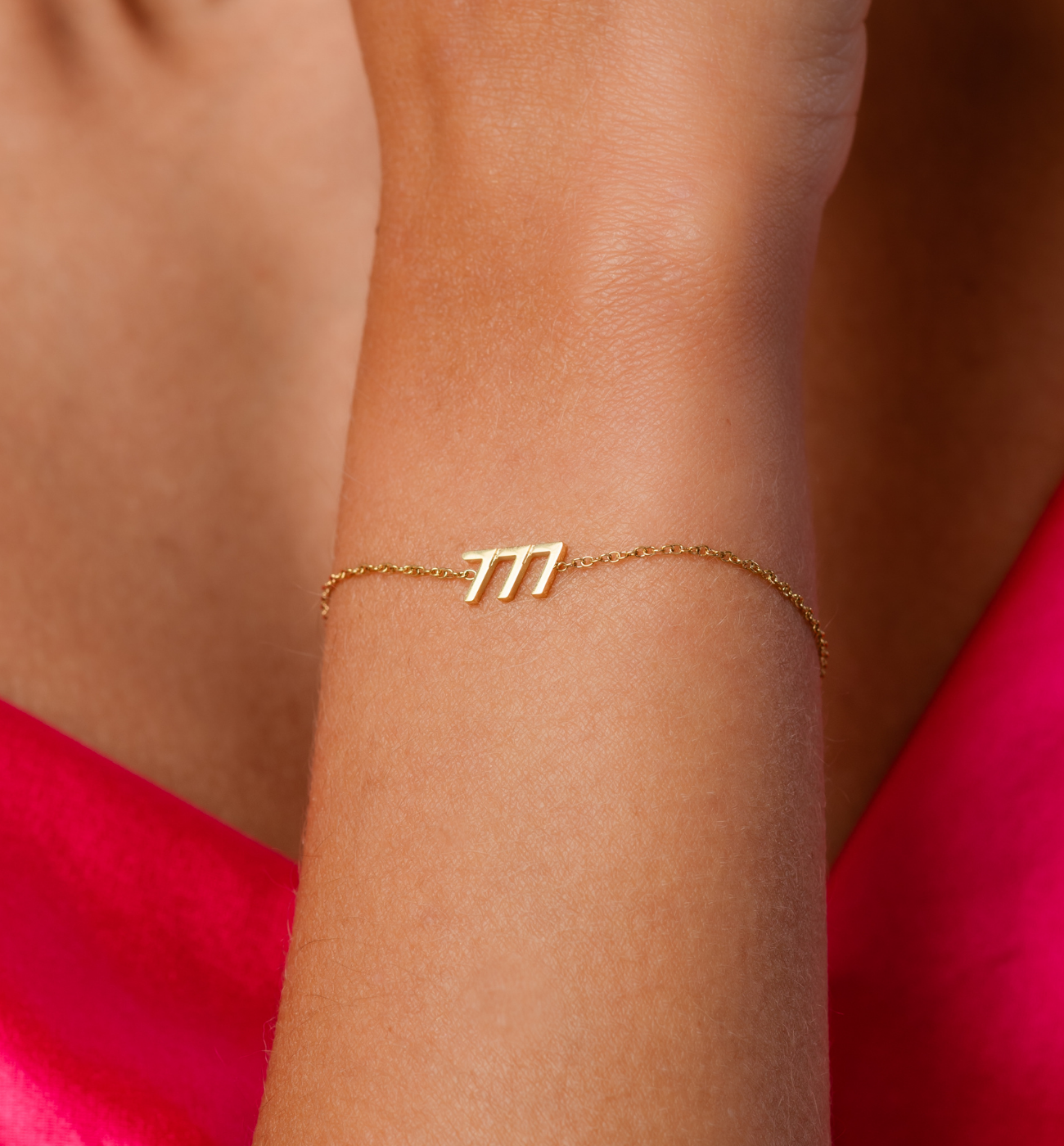 Bransoletka z anielską liczbą 777 złota BSA0871