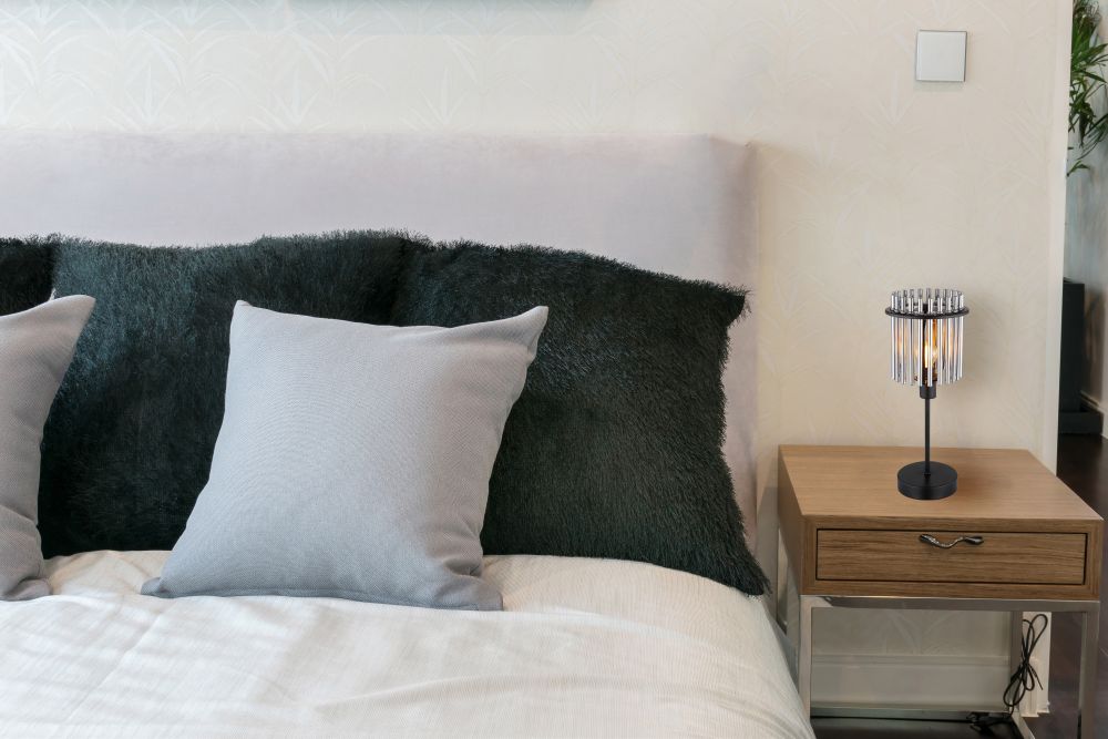 Globo Lighting Gorley lampa stołowa 1x40W czarny mat/przydymiony 15698T