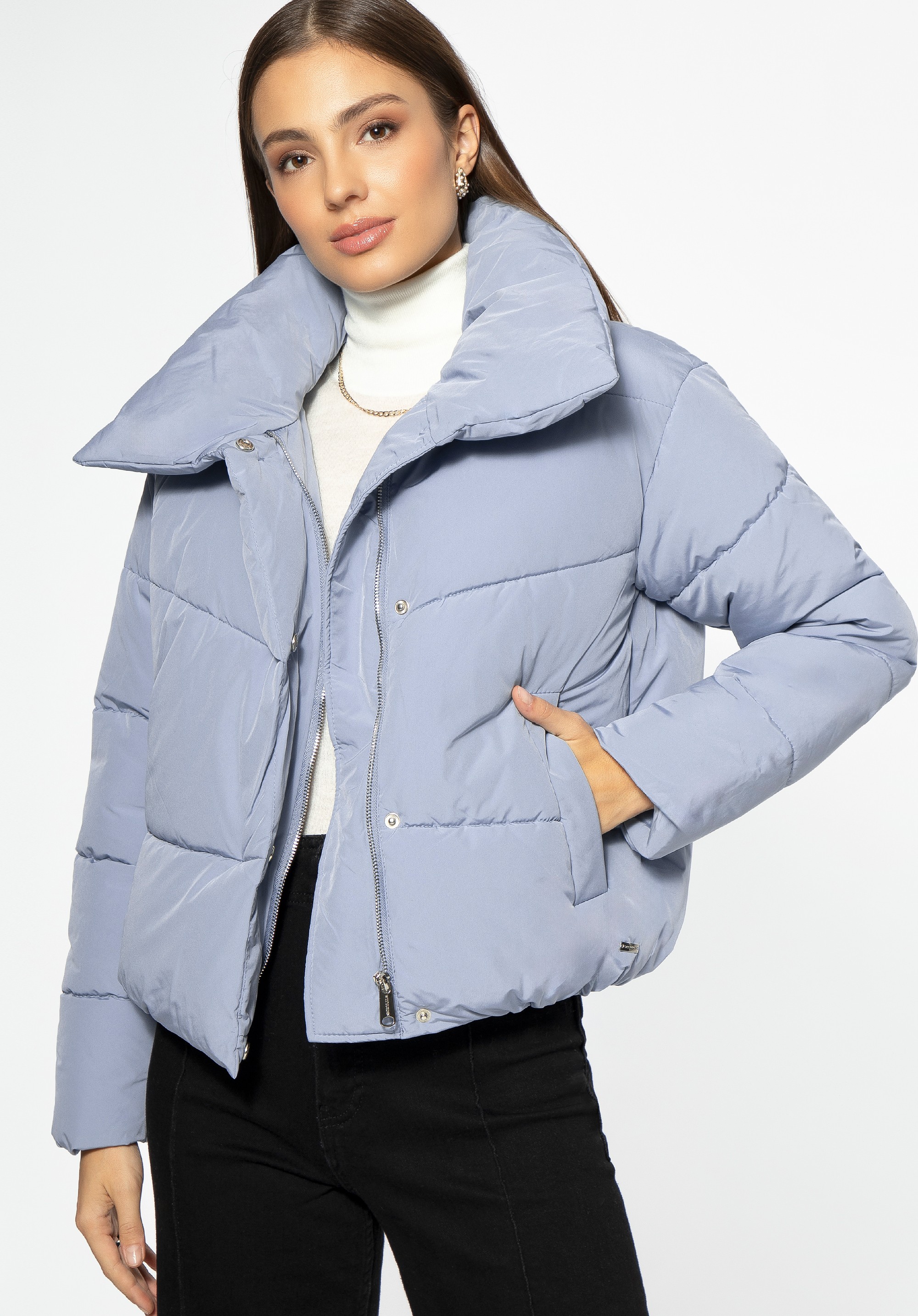 Damska kurtka oversize pikowana niebieska