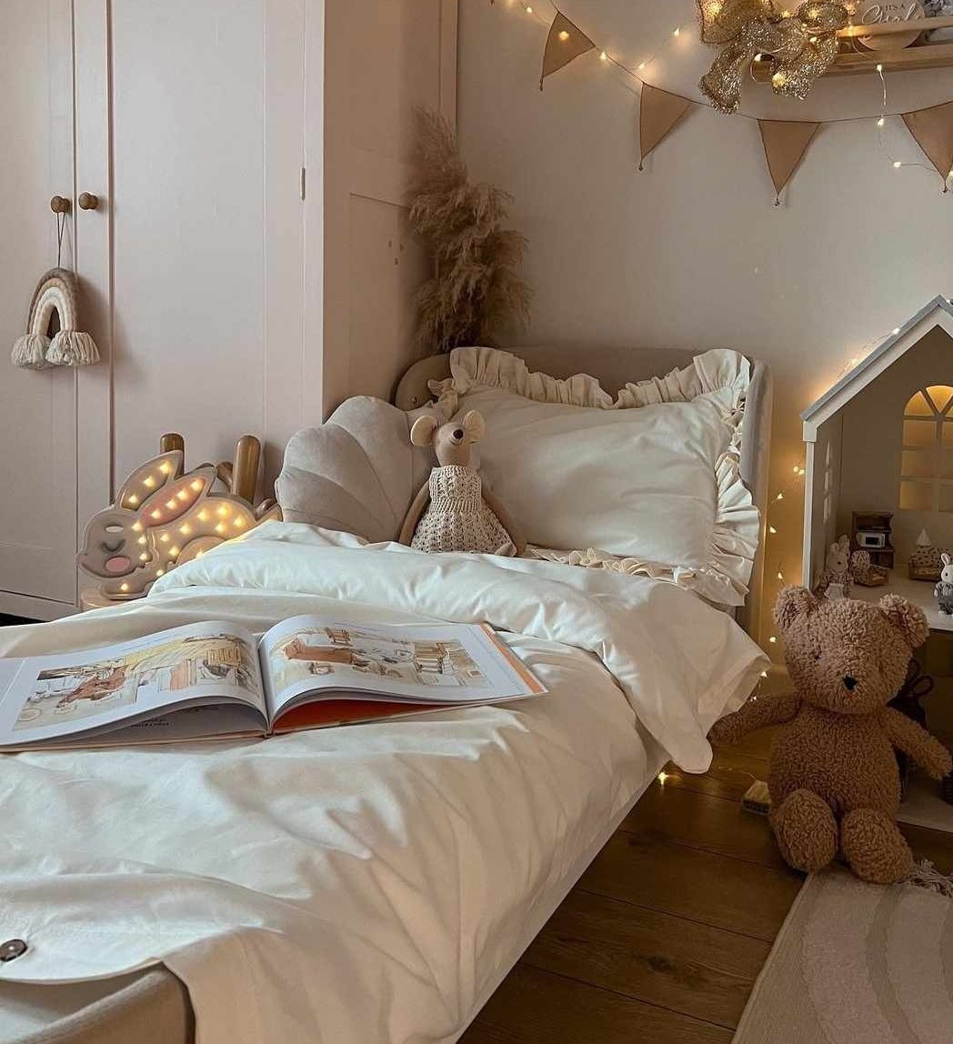 Komplet pościeli ecru z falbanką - 100x135 + poduszka 40x60 - Nie