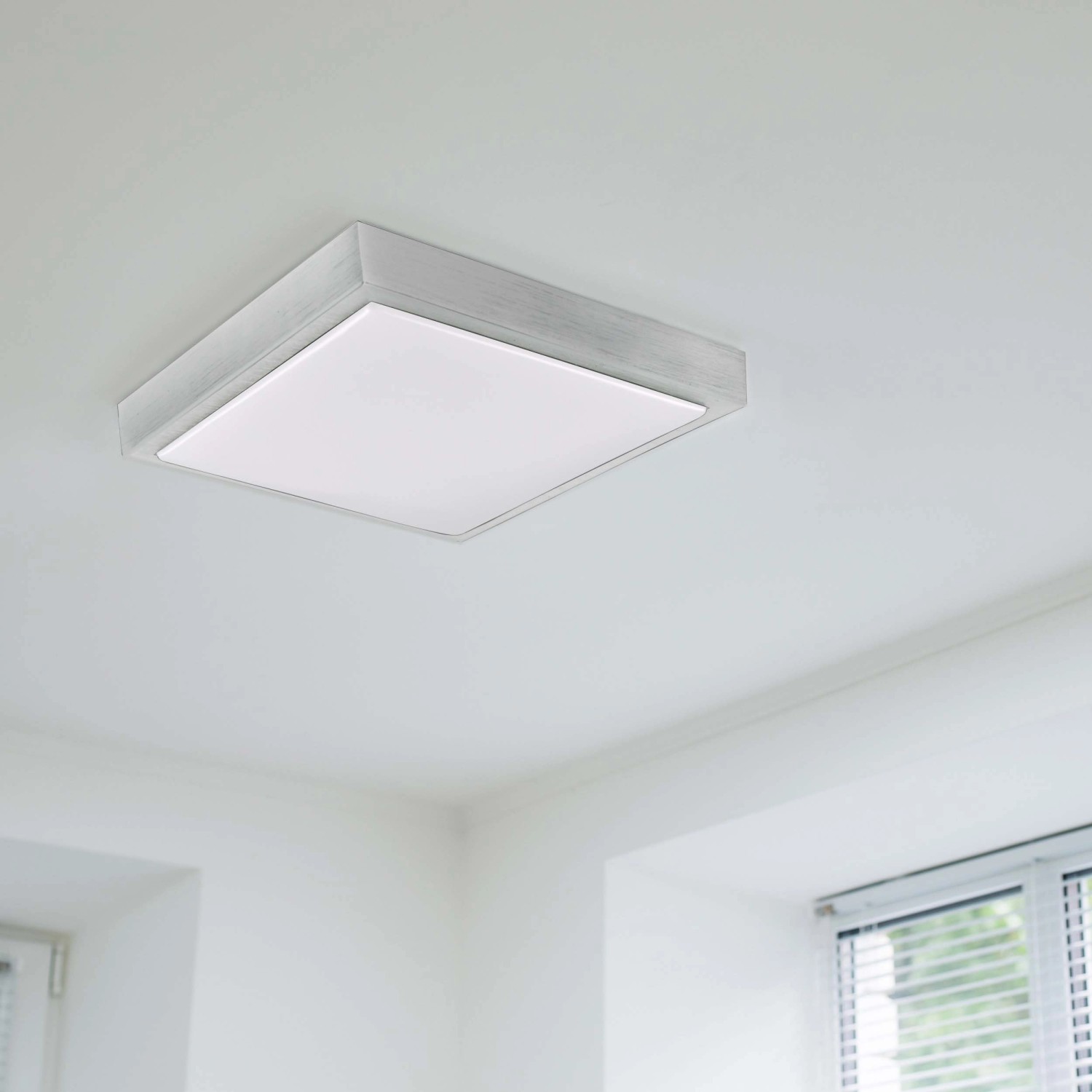 Goldlux Plafon KAZIMIERZ kwadrat 2xE27 20W 29x29 cm srebrny