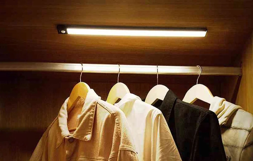 Yeelight Closet Light lampa meblowa 1x2,4 W czarna YLBGD-0045