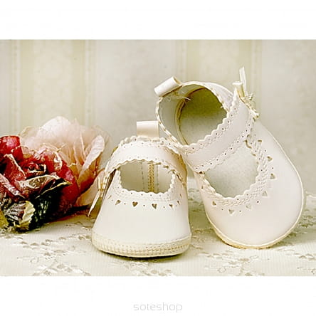 Buciki dla dziewczynki do chrztu skórzane eco