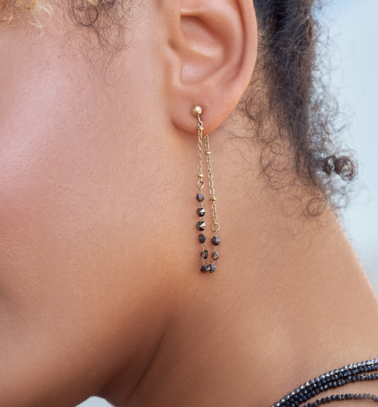 Kolczyki z brązowymi kryształkami Stunning KSC0058