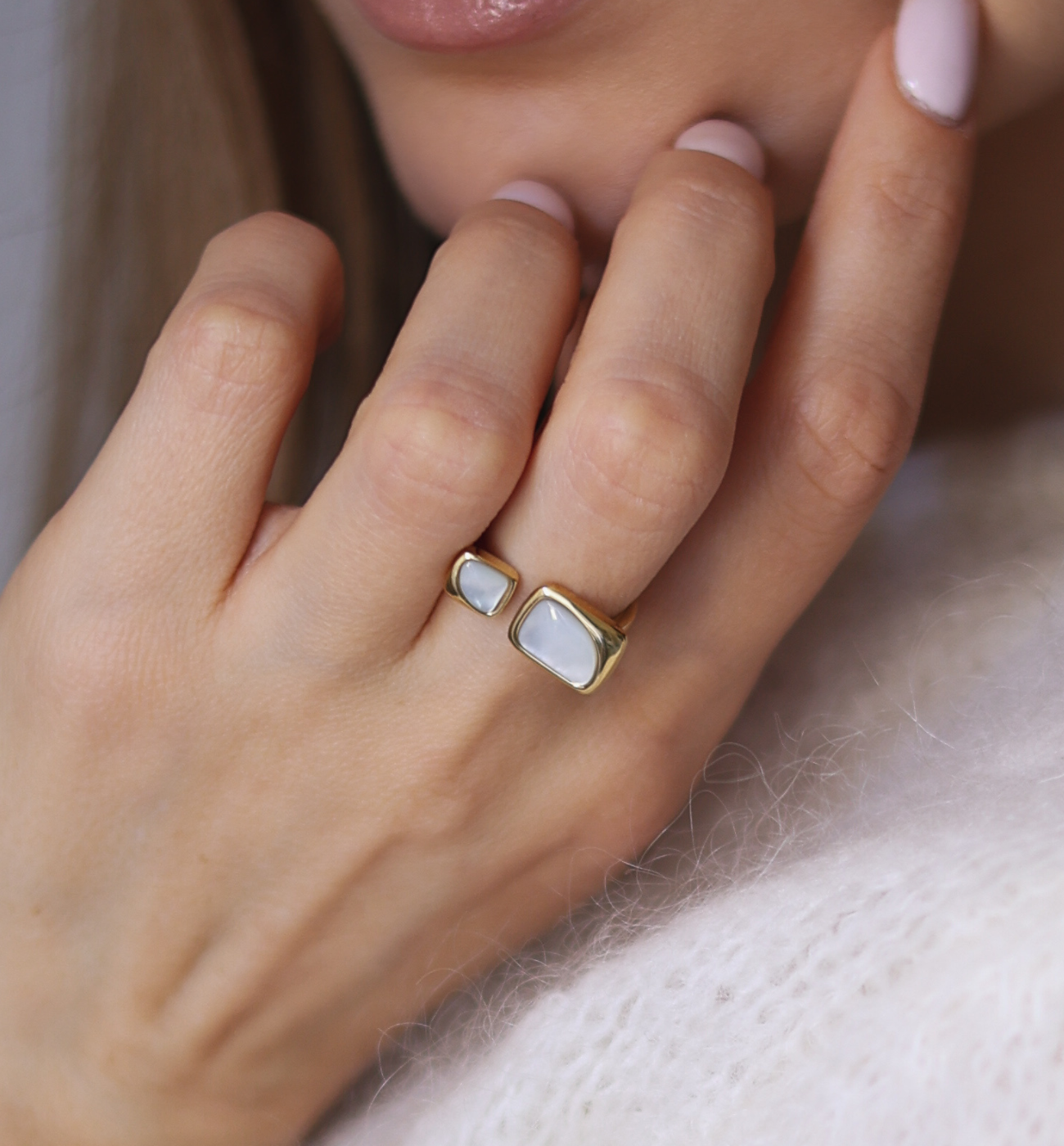 Pierścionek z masą perłową złoty PSA1067