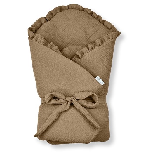 Rożek niemowlęcy muślinowy z falbankami karmel AM