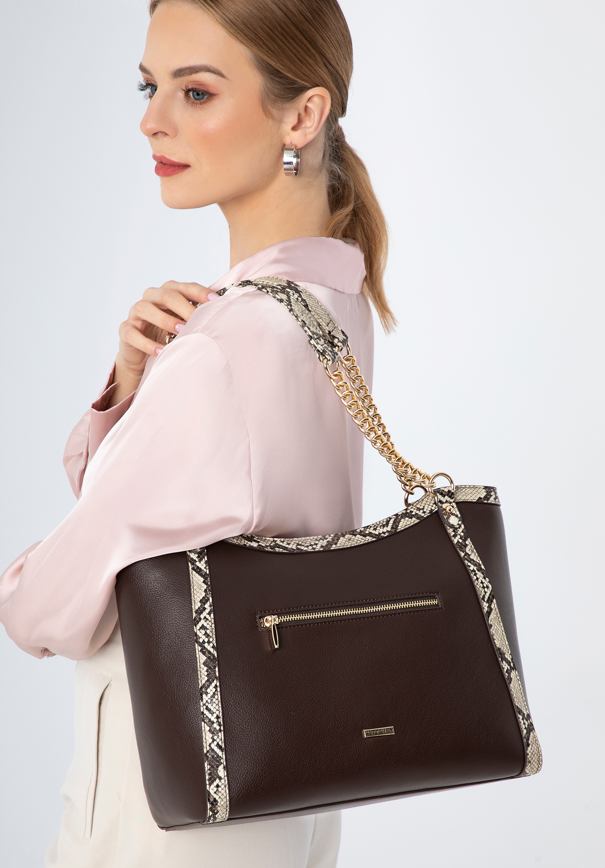 Torebka shopperka z obszyciem z ekoskóry o fakturze lizard brązowo-beżowa