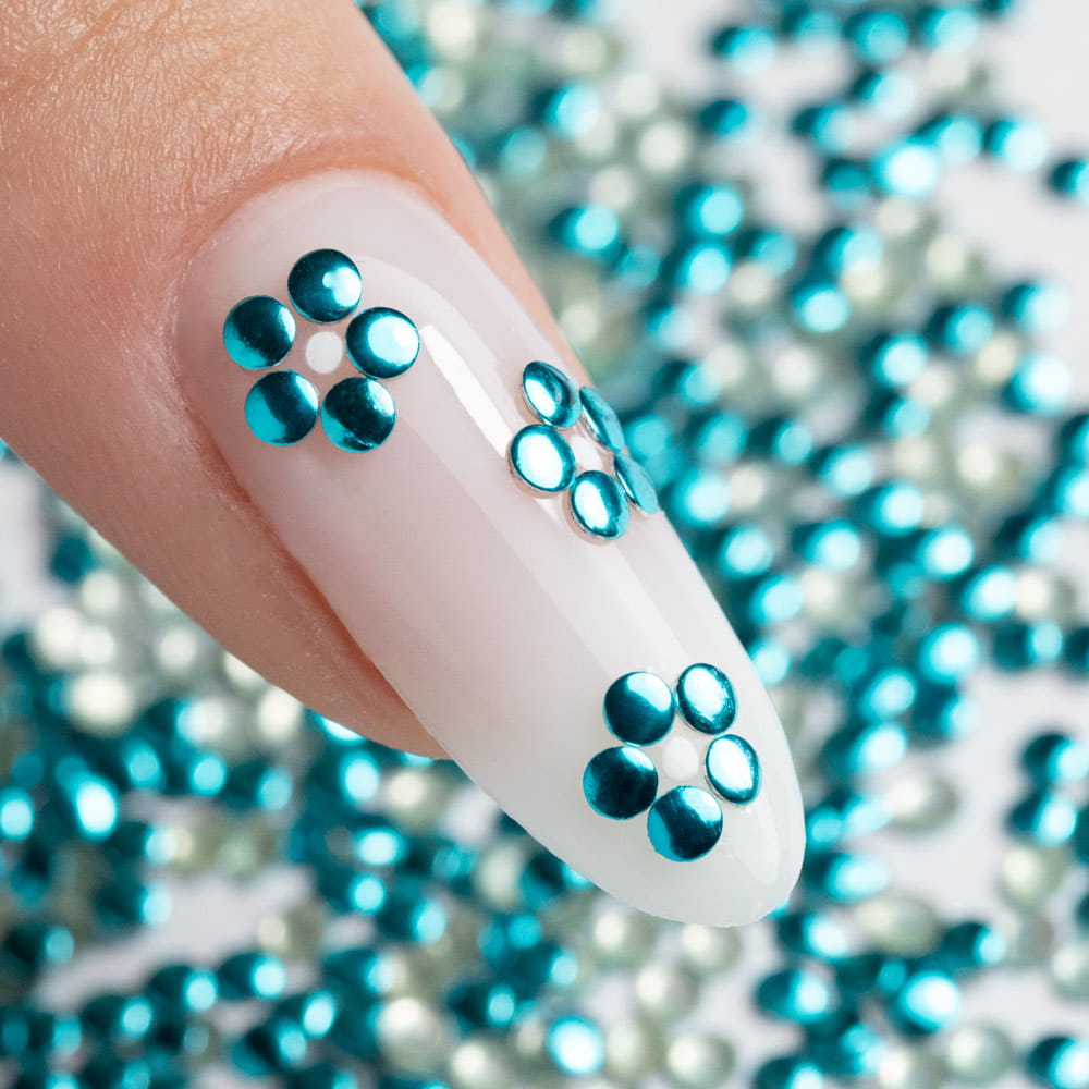 ShinePins gładkie ćwieki błyskotki ozdoby do paznokci mini NTN Premium Nr 7 5g