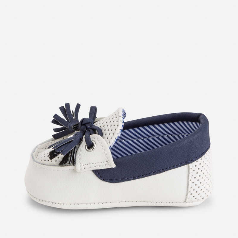 MAYORAL 9487 mokasyny do chrztu dla chłopca