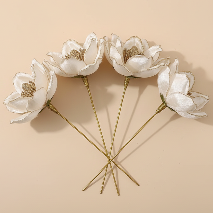 Zestaw 4 kremowych magnolii na piku na choinkę 25 cm ut