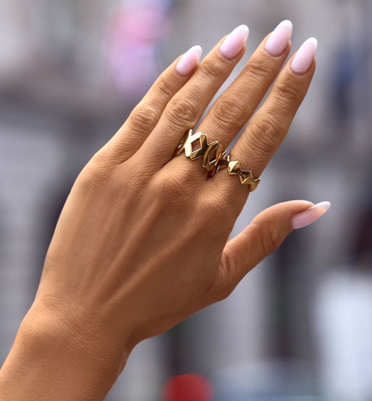 Pierścionek złoty z rombami Tessellis PSA0912