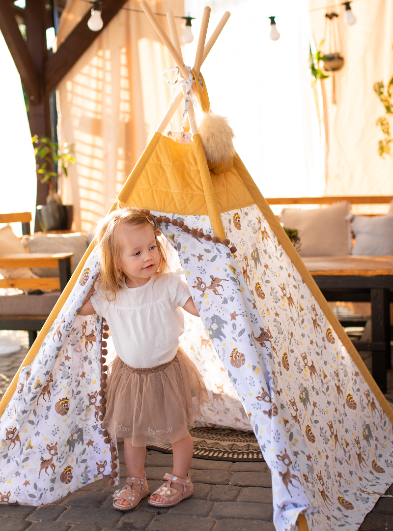 Namiot Tipi Pow-Wow Forest