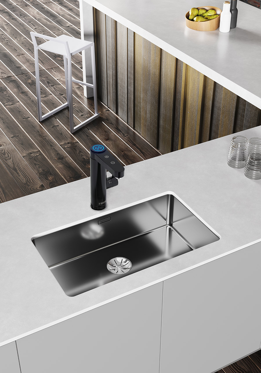 Noveen przepływowy podgrzewacz wody 3,6 kW elektryczny czarny IWH965 - Wysyłka w 24h