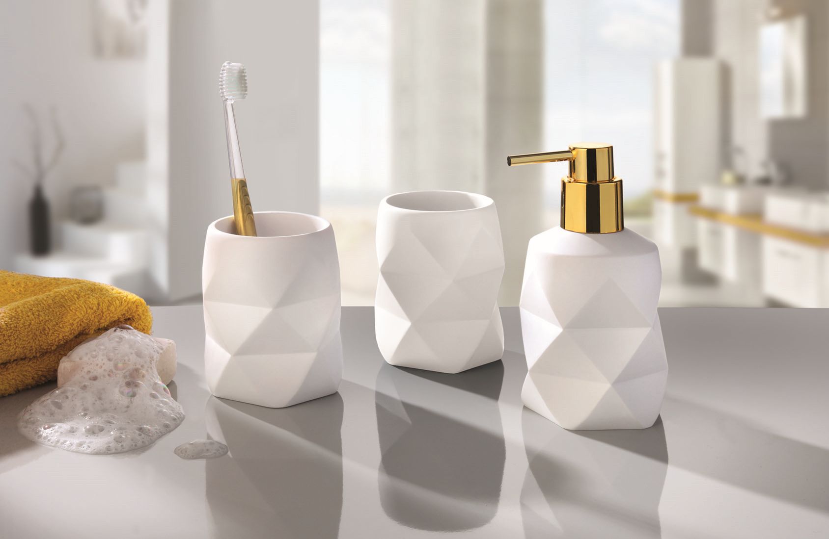 Kleine Wolke Golden Crackle dozownik do mydła 200 ml stojący biały/złoty 8431100854 - Wysyłka w 24h