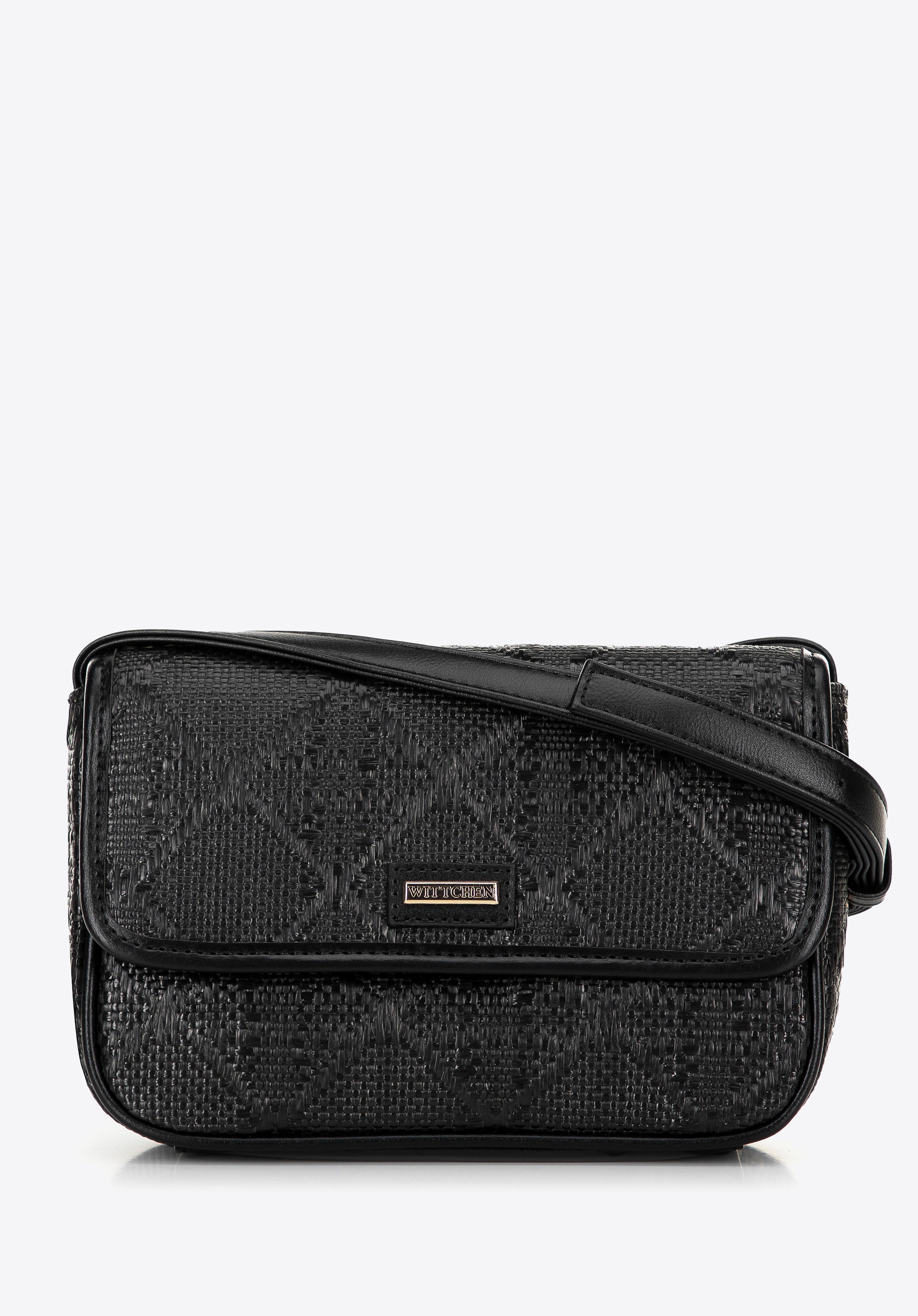 Pleciona crossbody z klapą mała czarna